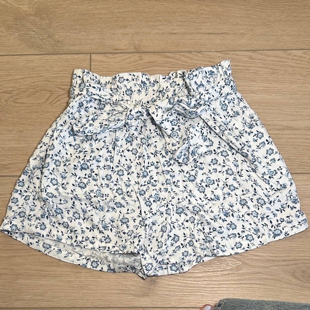 Floral Print Women's Shorts